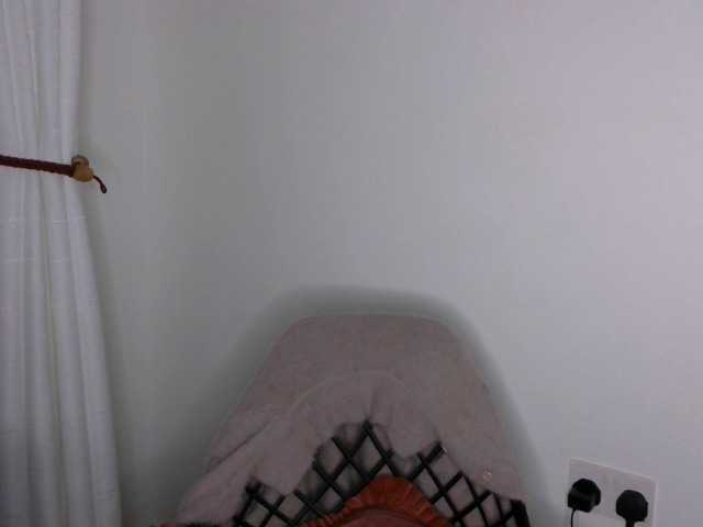 Brianna-1 live cam preview
