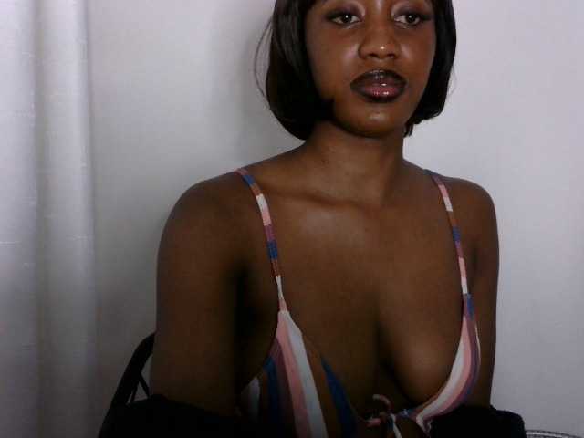 Brianna-1 live cam on BongaCams
