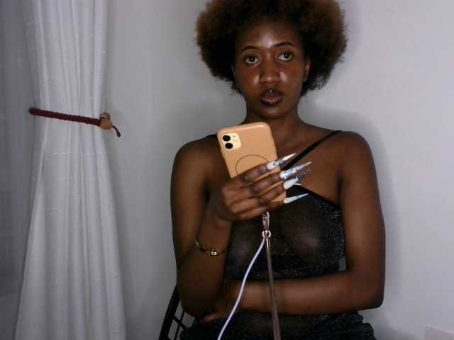 Brianna-1 live cam on BongaCams