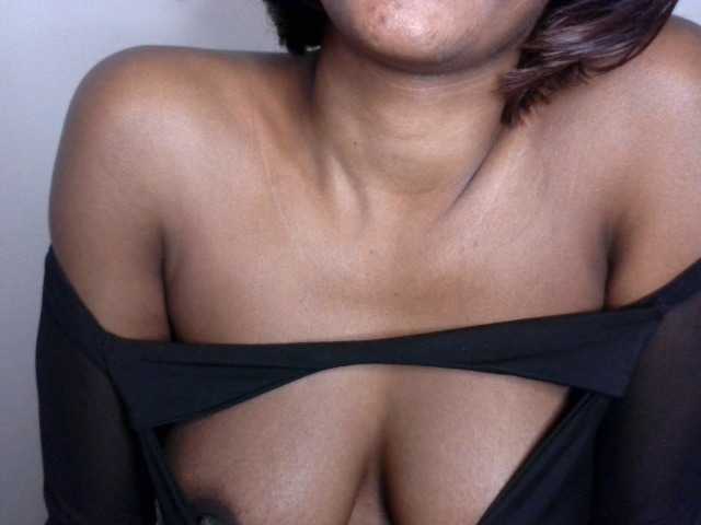 Brianna-1 live cam on BongaCams