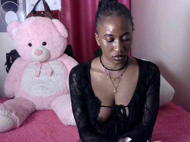 Brianna-1 webcam