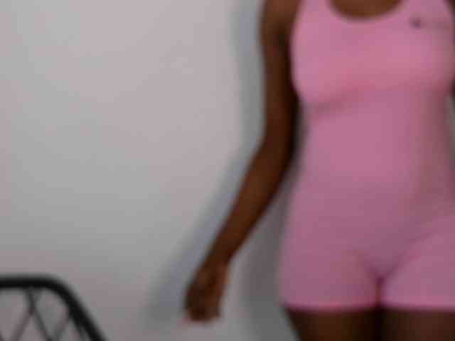 Brianna-1 webcam