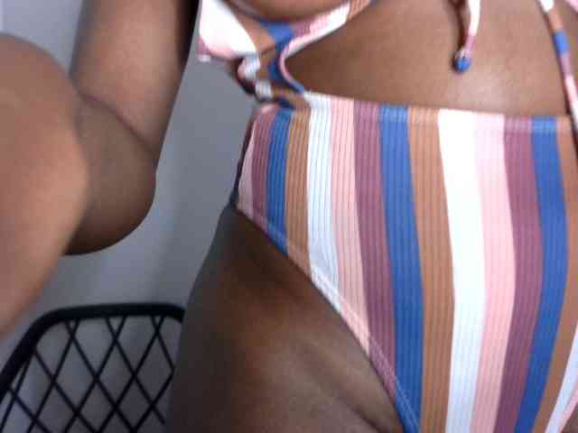 Brianna-1 webcam