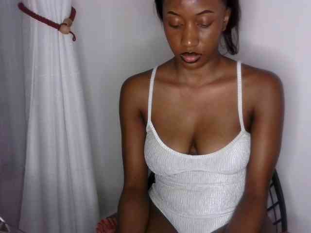 Brianna-1 webcam
