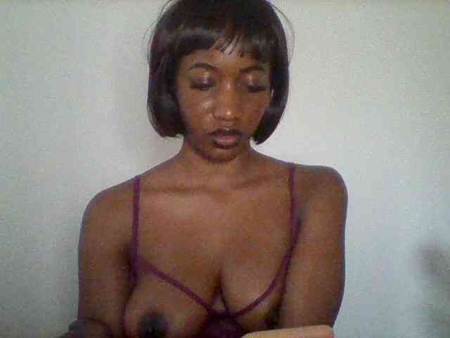 Brianna-1 webcam