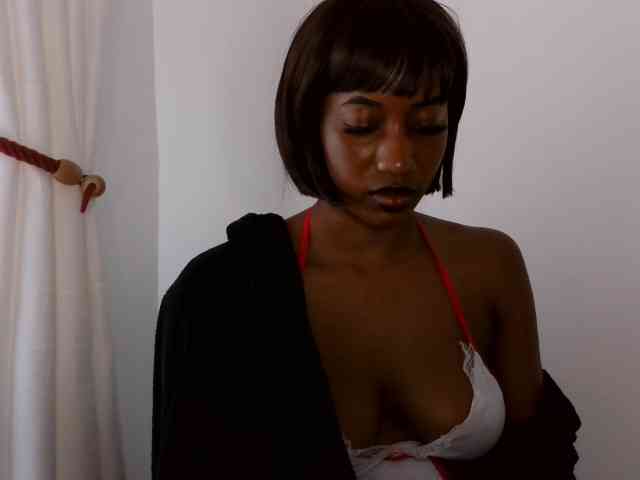 Brianna-1 webcam