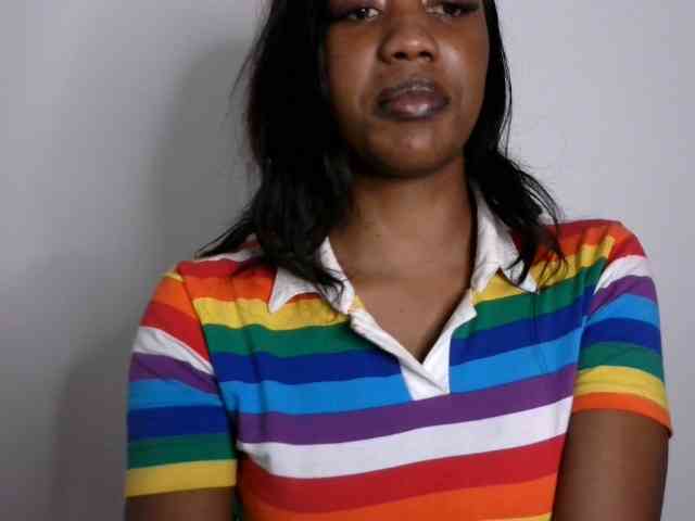 Brianna-1 webcam