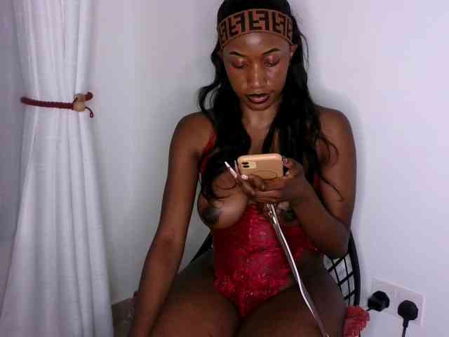 Brianna-1 webcam