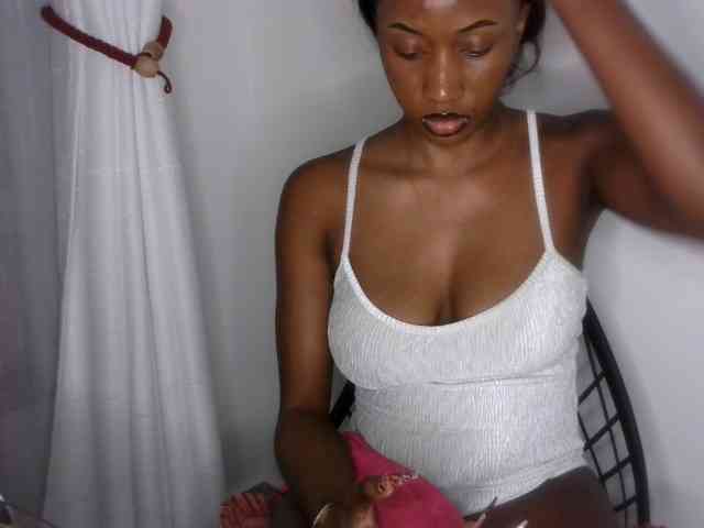 Brianna-1 webcam