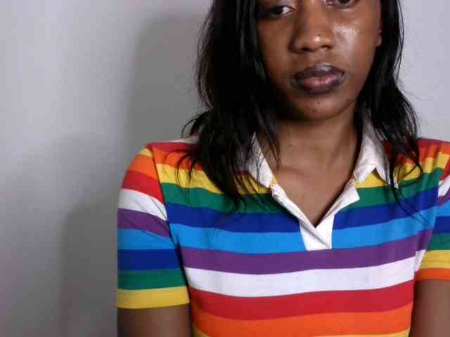 Brianna-1 webcam