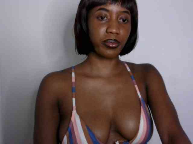 Brianna-1 webcam