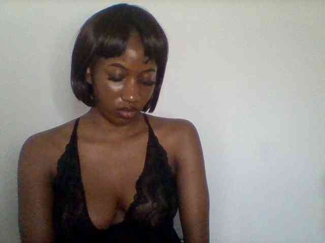 Brianna-1 webcam
