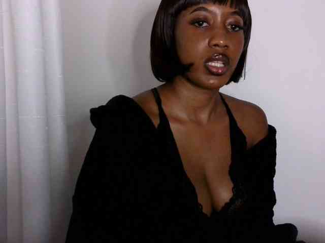 Brianna-1 webcam