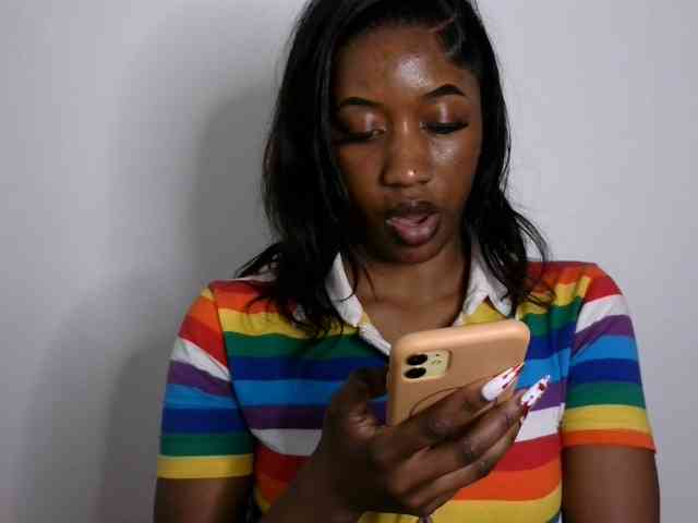 Brianna-1 webcam