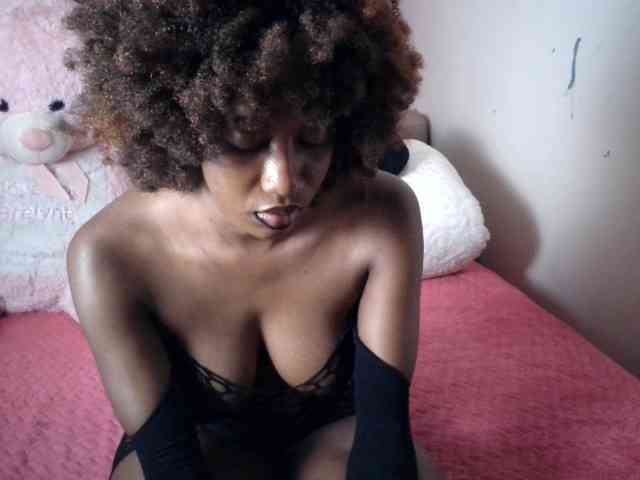 Brianna-1 webcam