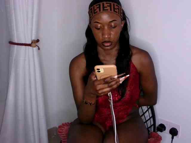 Brianna-1 webcam