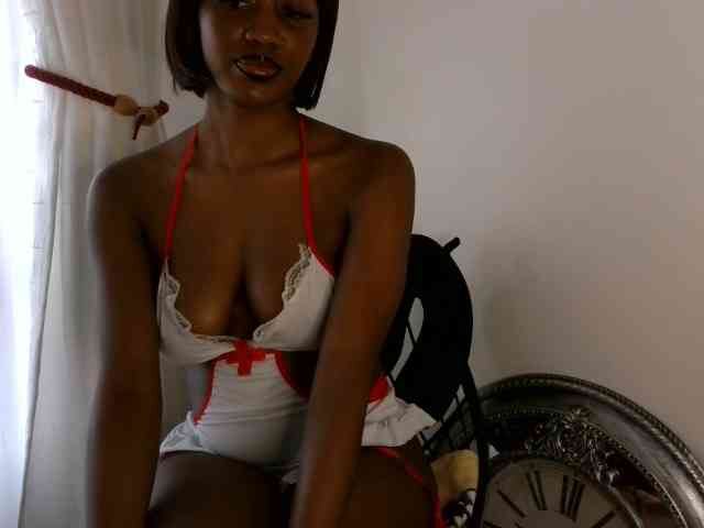 Brianna-1 webcam