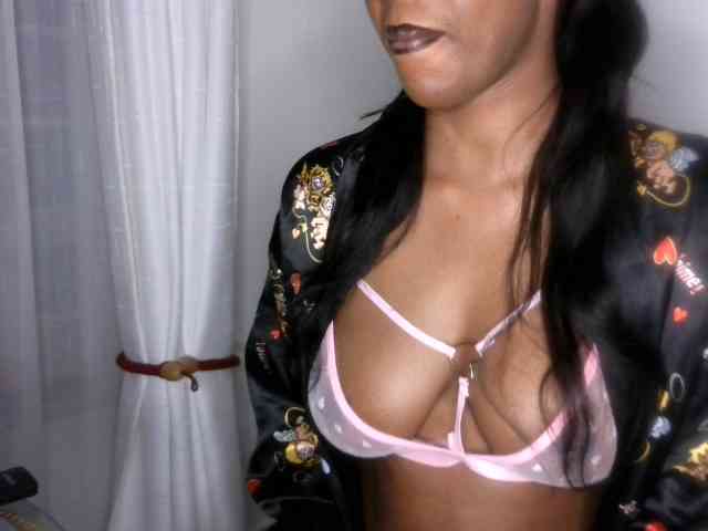Brianna-1 webcam