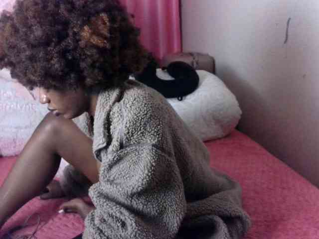 Brianna-1 webcam