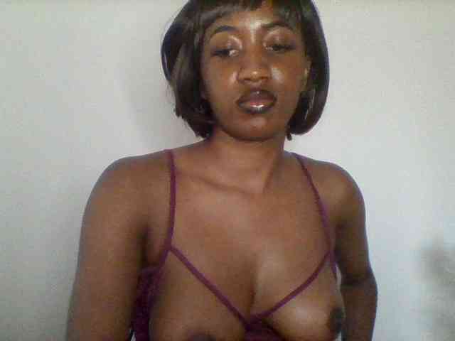 Brianna-1 webcam