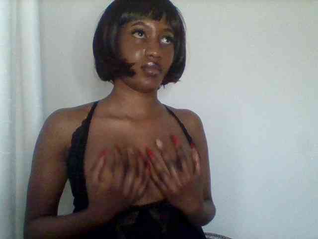 Brianna-1 webcam