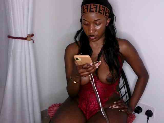 Brianna-1 webcam