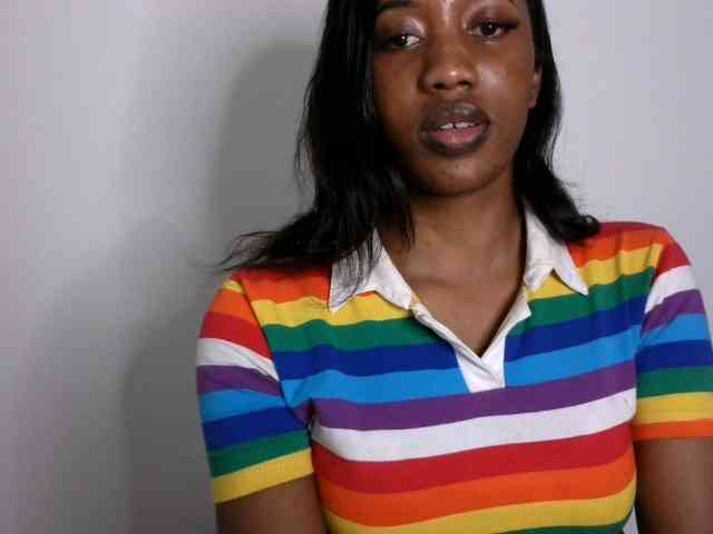 Brianna-1 webcam