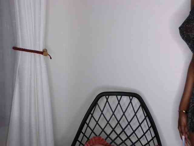 Brianna-1 webcam