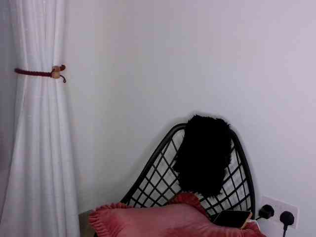 Brianna-1 webcam