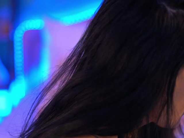 Sex chat gratuit in direct cu RaisaVawn pe BongaCams