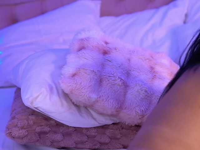 RaisaVawn live cam on BongaCams