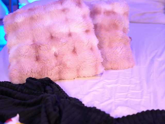 RaisaVawn live cam on BongaCams