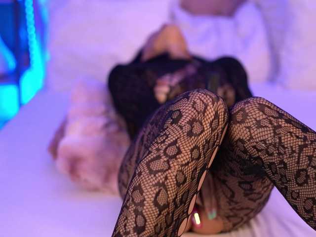 Sex chat gratuit in direct cu RaisaVawn pe BongaCams
