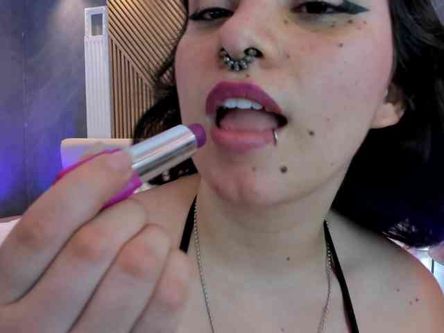 AmaraVell webcam