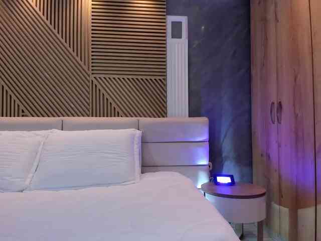AmaraVell webcam