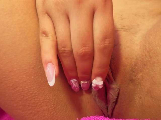 Isabela-tay live cam on BongaCams