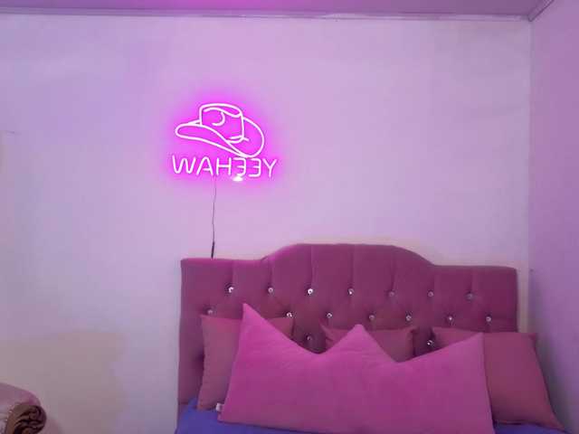 Isabela-tay live cam on BongaCams