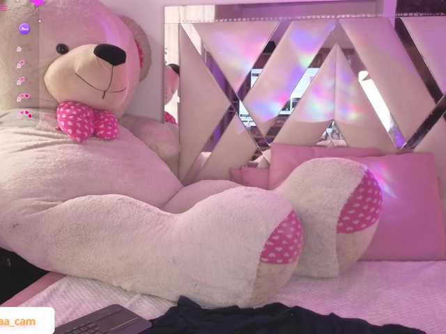 Isabela-tay live cam on BongaCams