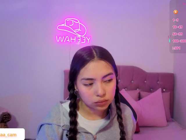 Isabela-tay live cam on BongaCams