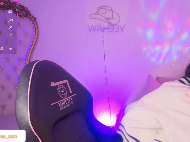 Isabela-tay live cam on BongaCams