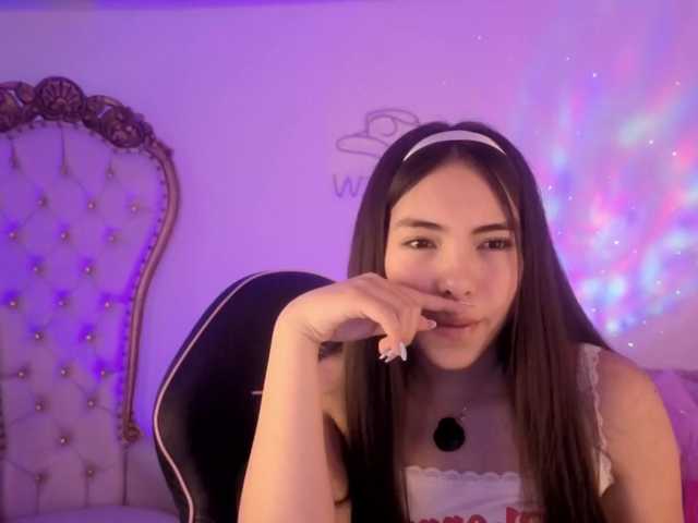 Isabela-tay live cam on BongaCams