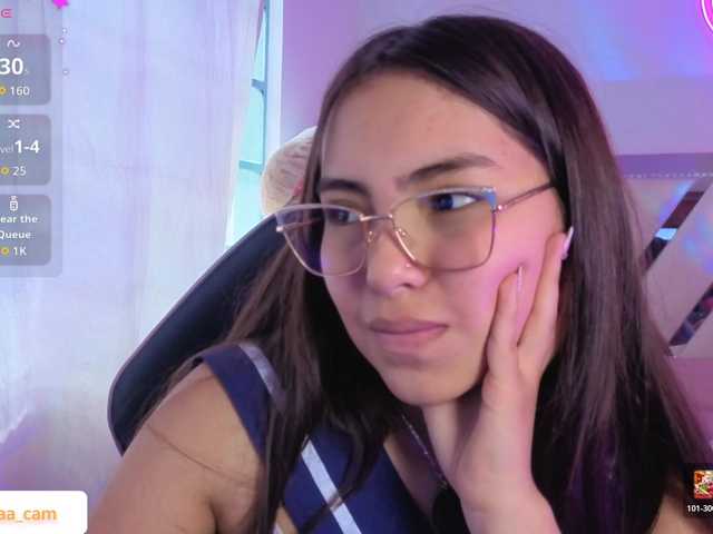 Isabela-tay live cam on BongaCams