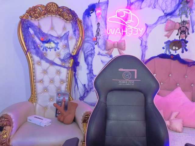 Isabela-tay live cam on BongaCams