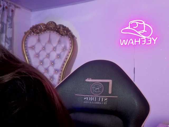 Isabela-tay live cam on BongaCams