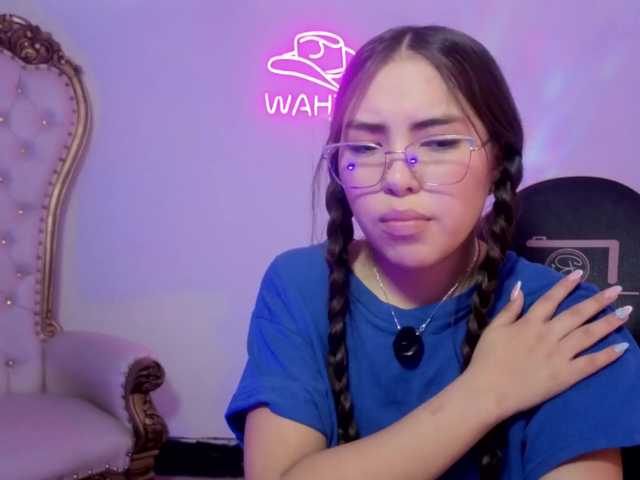 Isabela-tay live cam on BongaCams