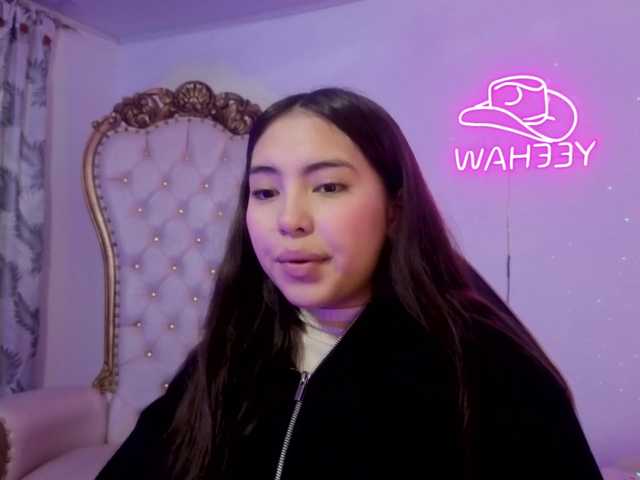Isabela-tay live cam on BongaCams