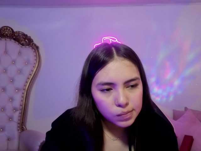 Isabela-tay live cam on BongaCams