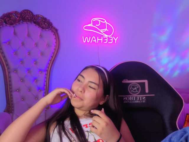 Isabela-tay live cam on BongaCams