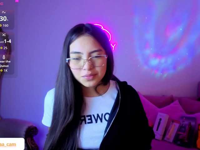 Isabela-tay live cam on BongaCams