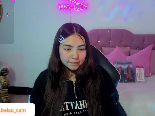 Isabela-tay live cam on BongaCams
